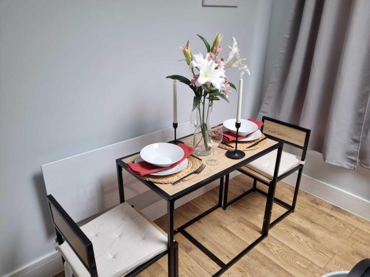 Serene Getaway Apartments Мейдстон Екстер'єр фото